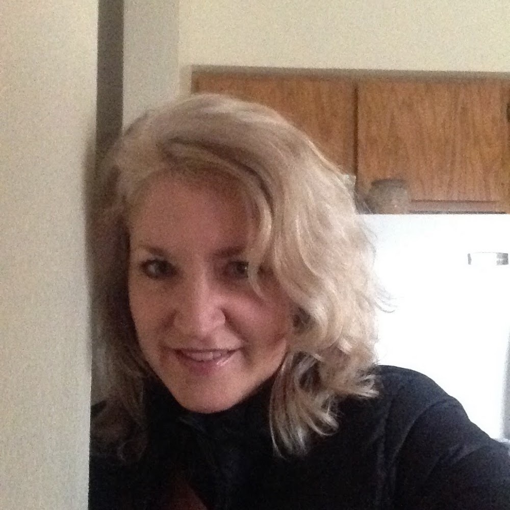 Meet your Posher, Mitzi